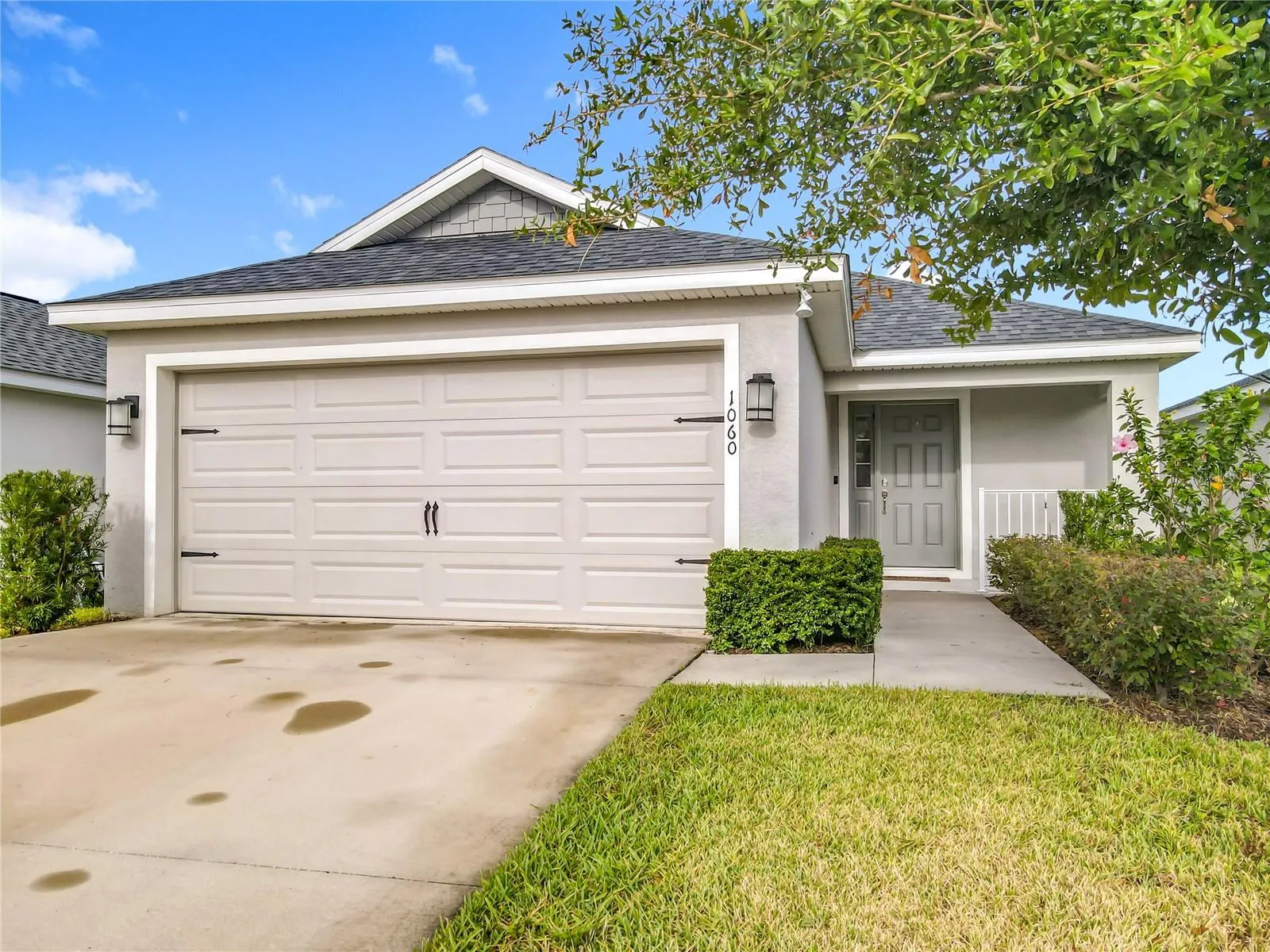 1060 CASCADE DR