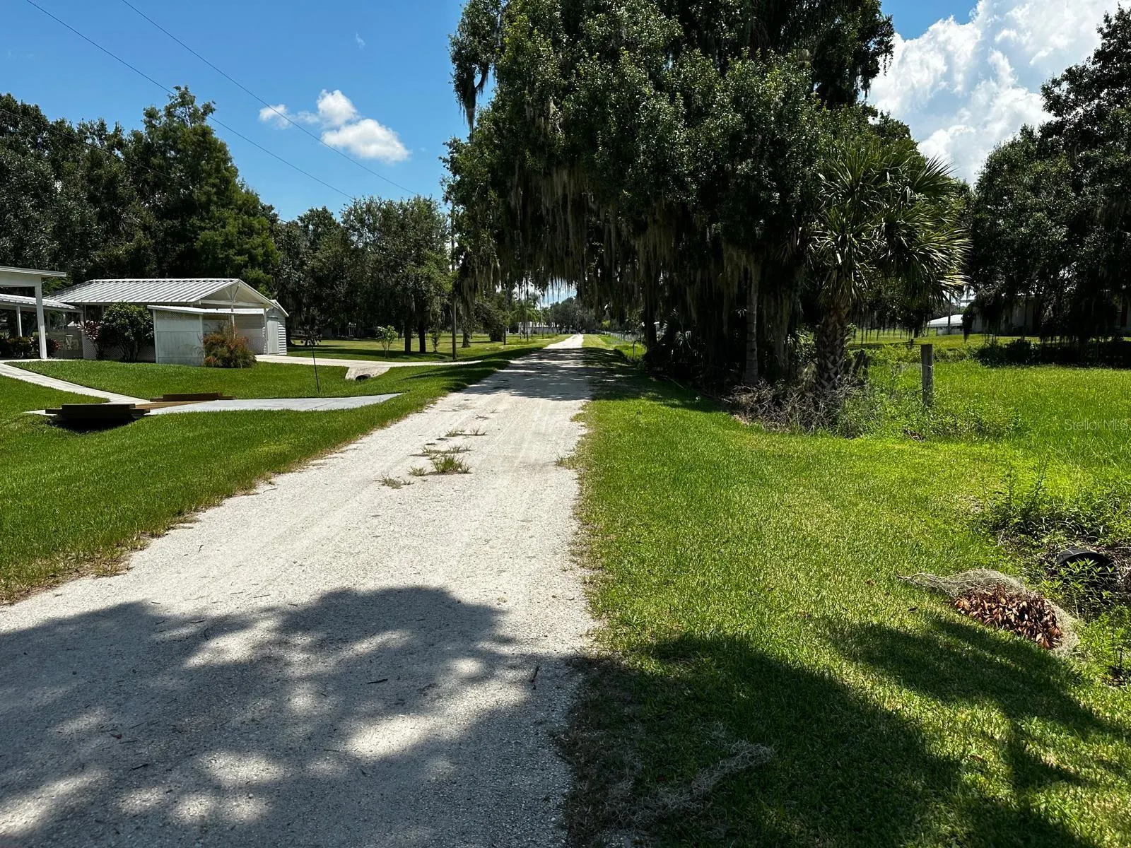 345 COWHOUSE RD