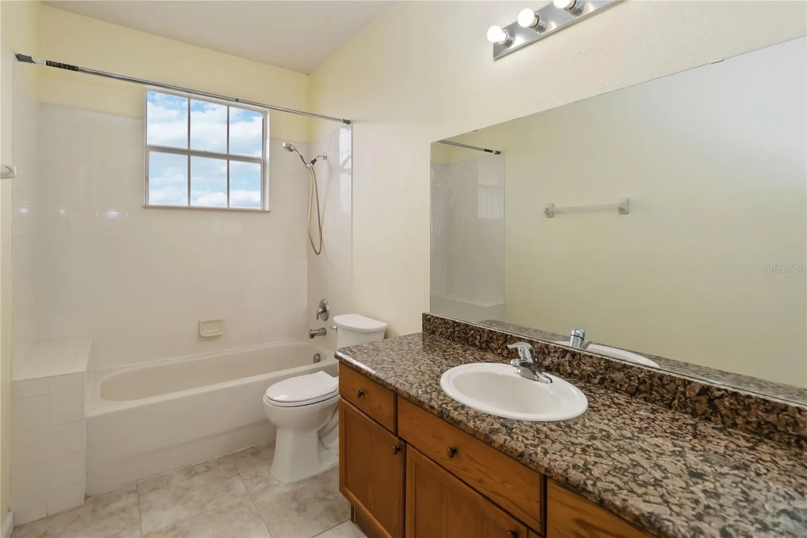 2709 STRATHAM CT