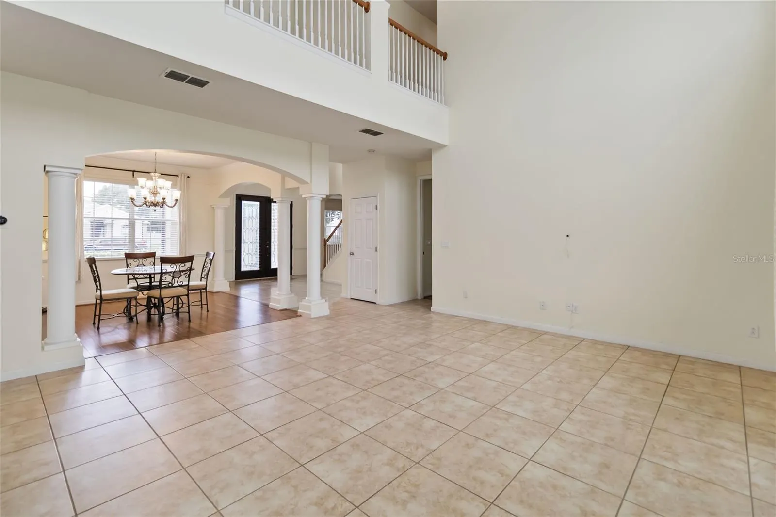 2709 STRATHAM CT