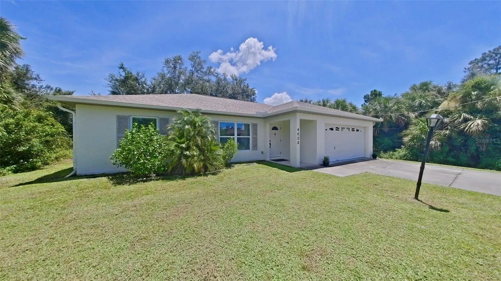 4608 BUTTERFLY LN
