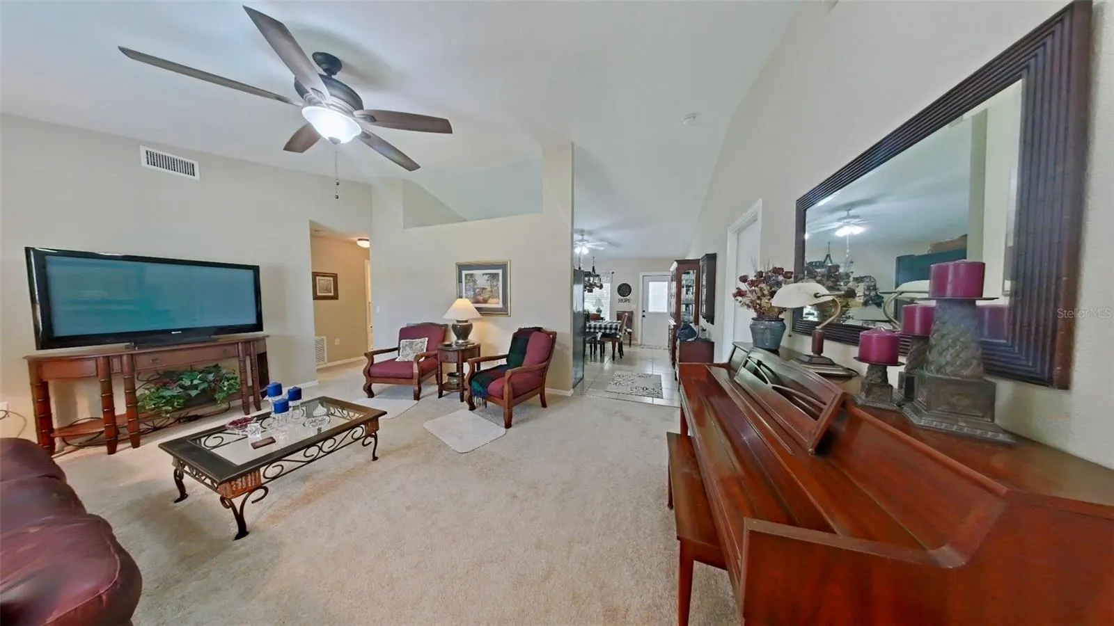 4608 BUTTERFLY LN