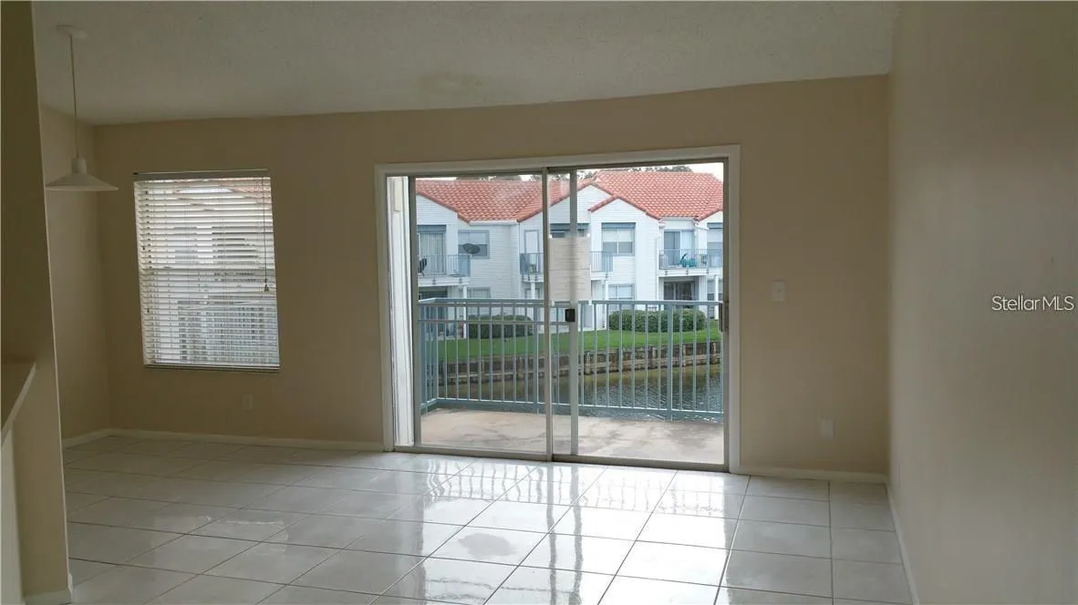 2516 WOODGATE BLVD #202, #202