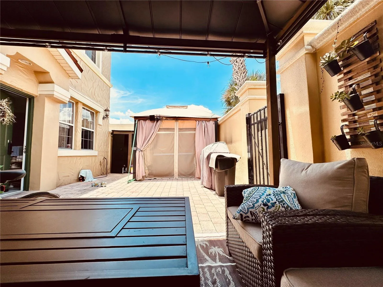 3014 BELLA VISTA DR