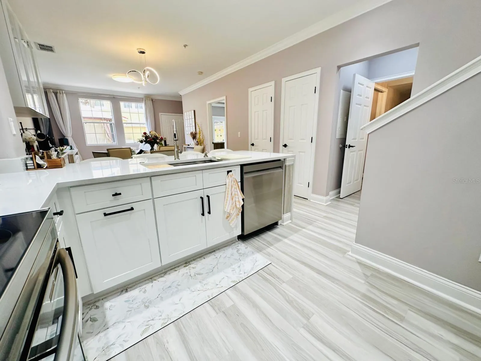 3014 BELLA VISTA DR