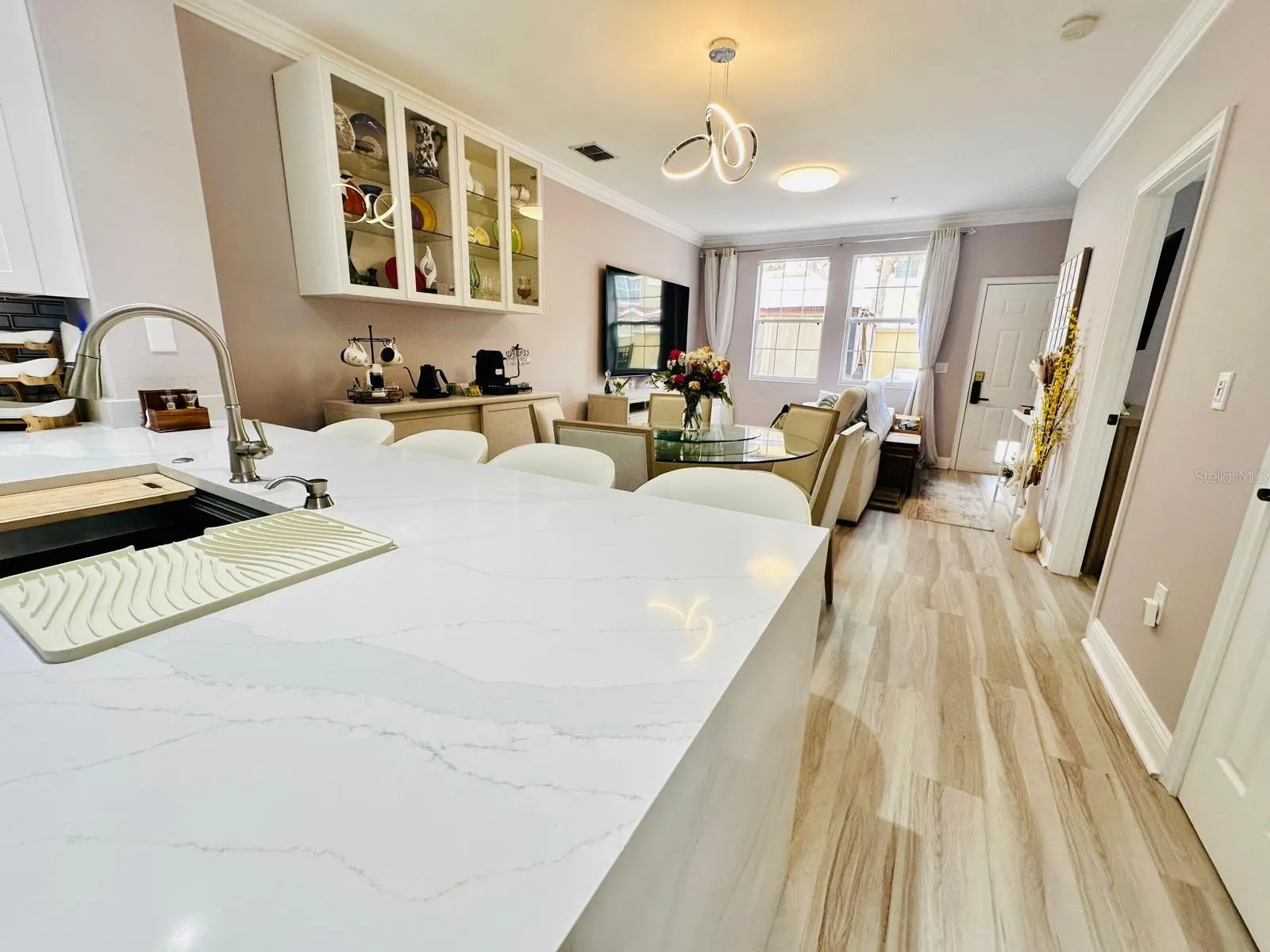 3014 BELLA VISTA DR