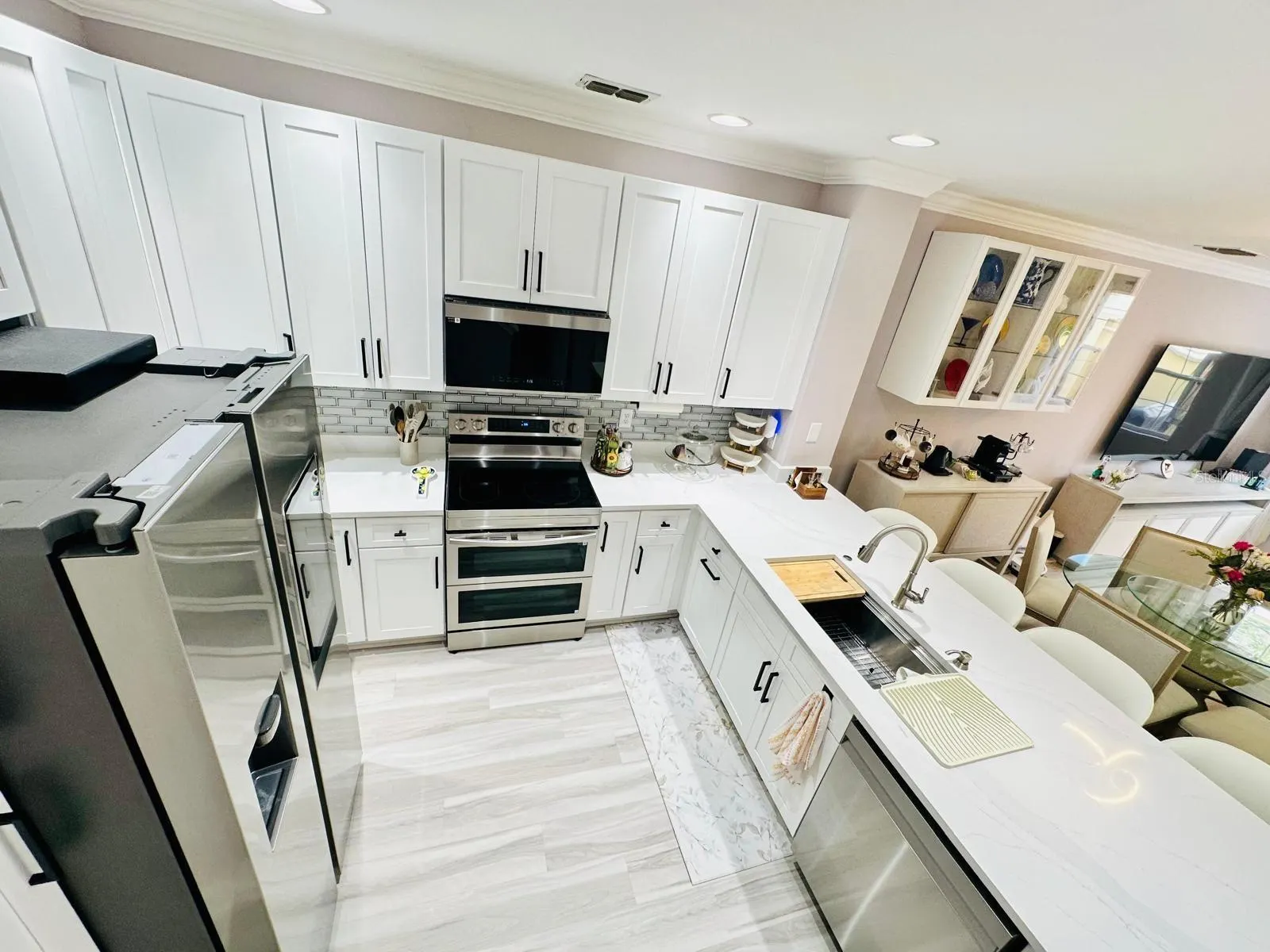3014 BELLA VISTA DR