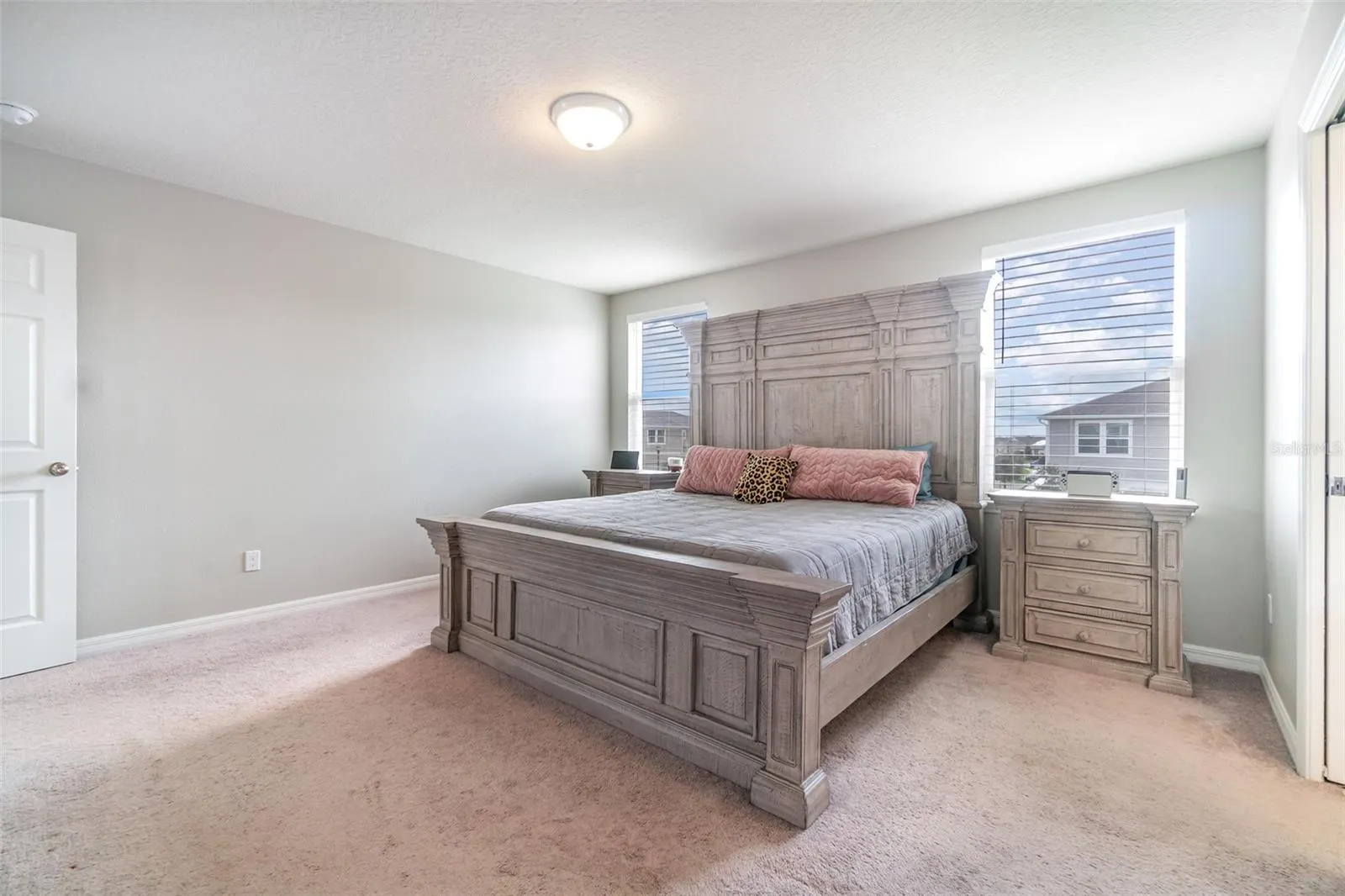 2266 BLUEBIRD PL