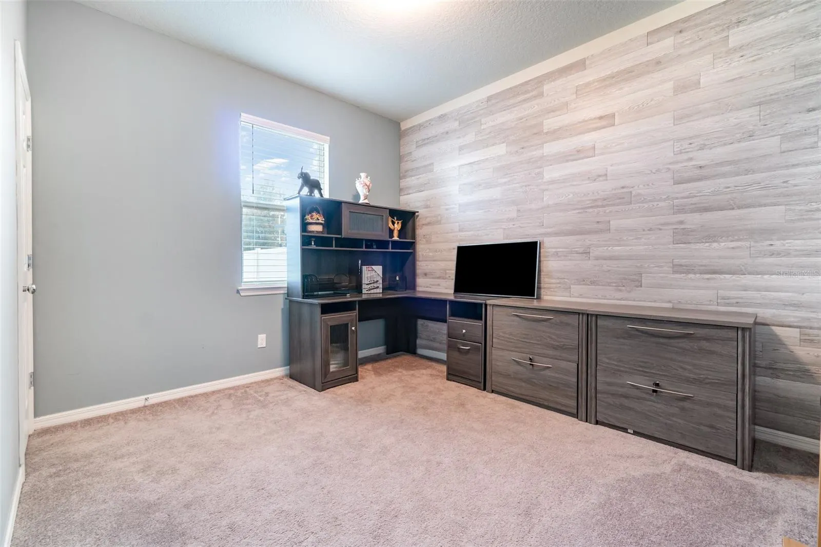 2266 BLUEBIRD PL