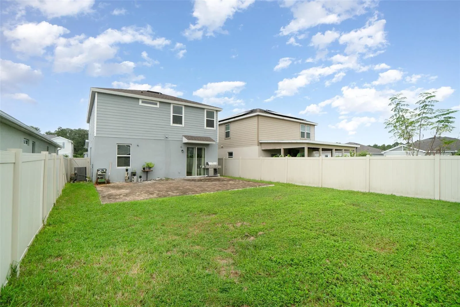 2266 BLUEBIRD PL
