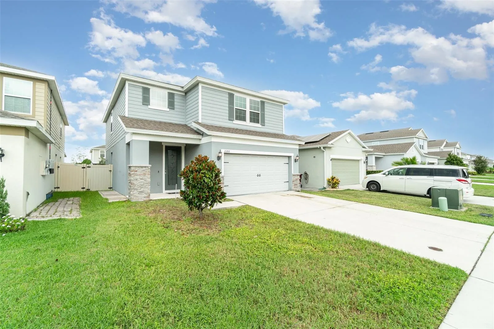 2266 BLUEBIRD PL