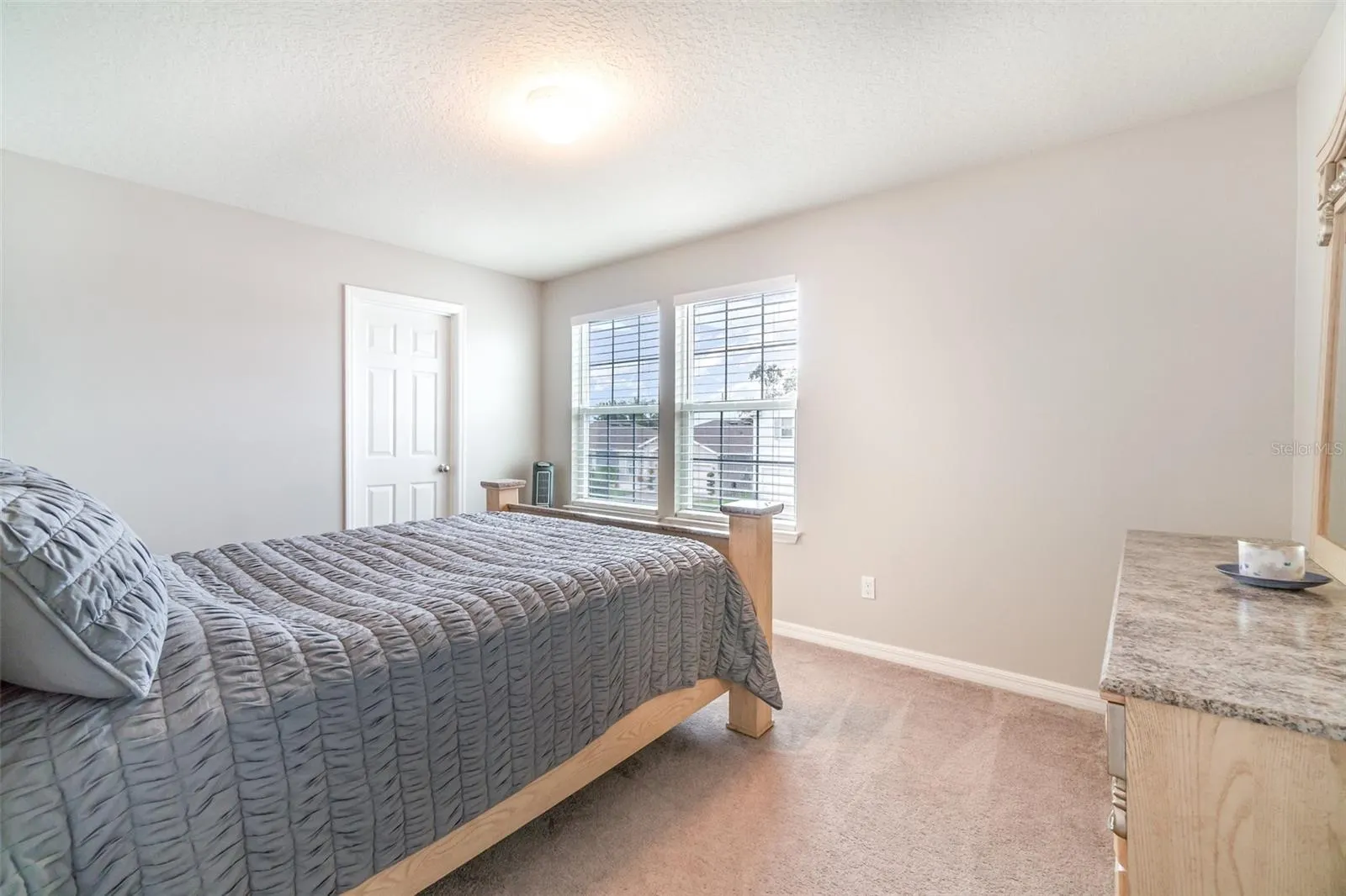 2266 BLUEBIRD PL