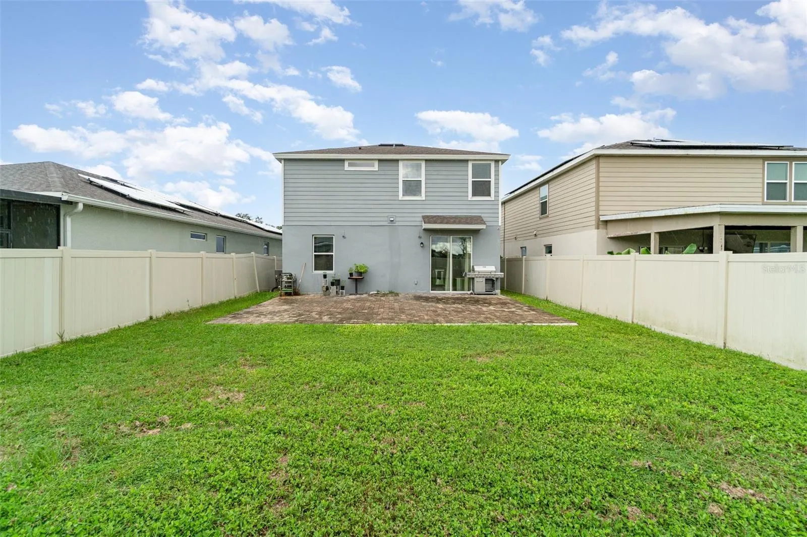 2266 BLUEBIRD PL
