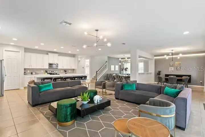 1552 NASSAU POINT TRL