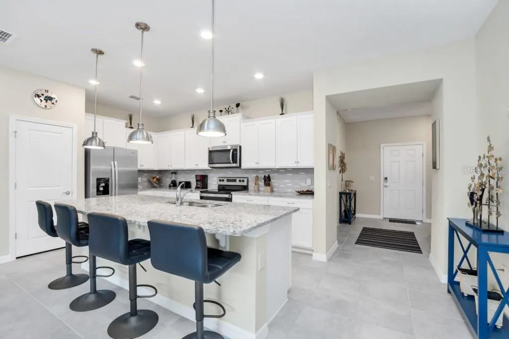 1320 LAVA TREE DR