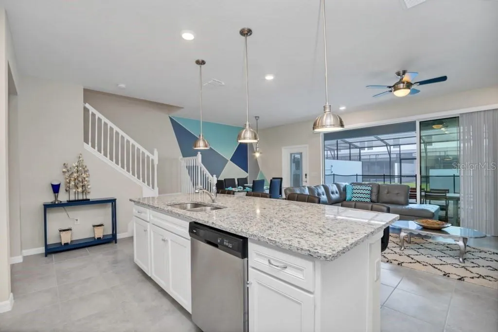 1320 LAVA TREE DR