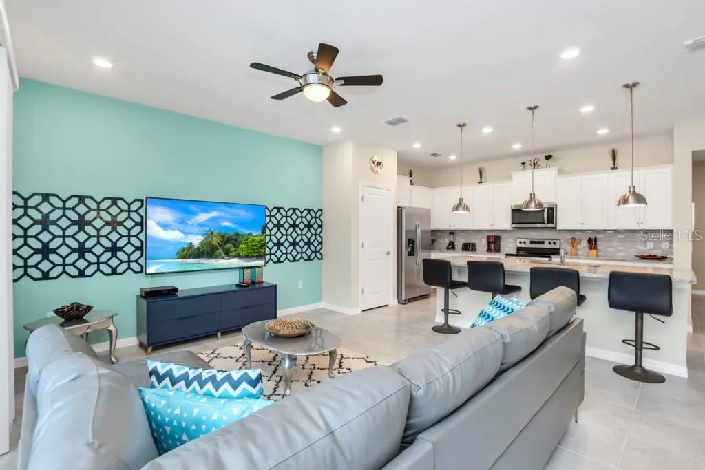 1320 LAVA TREE DR