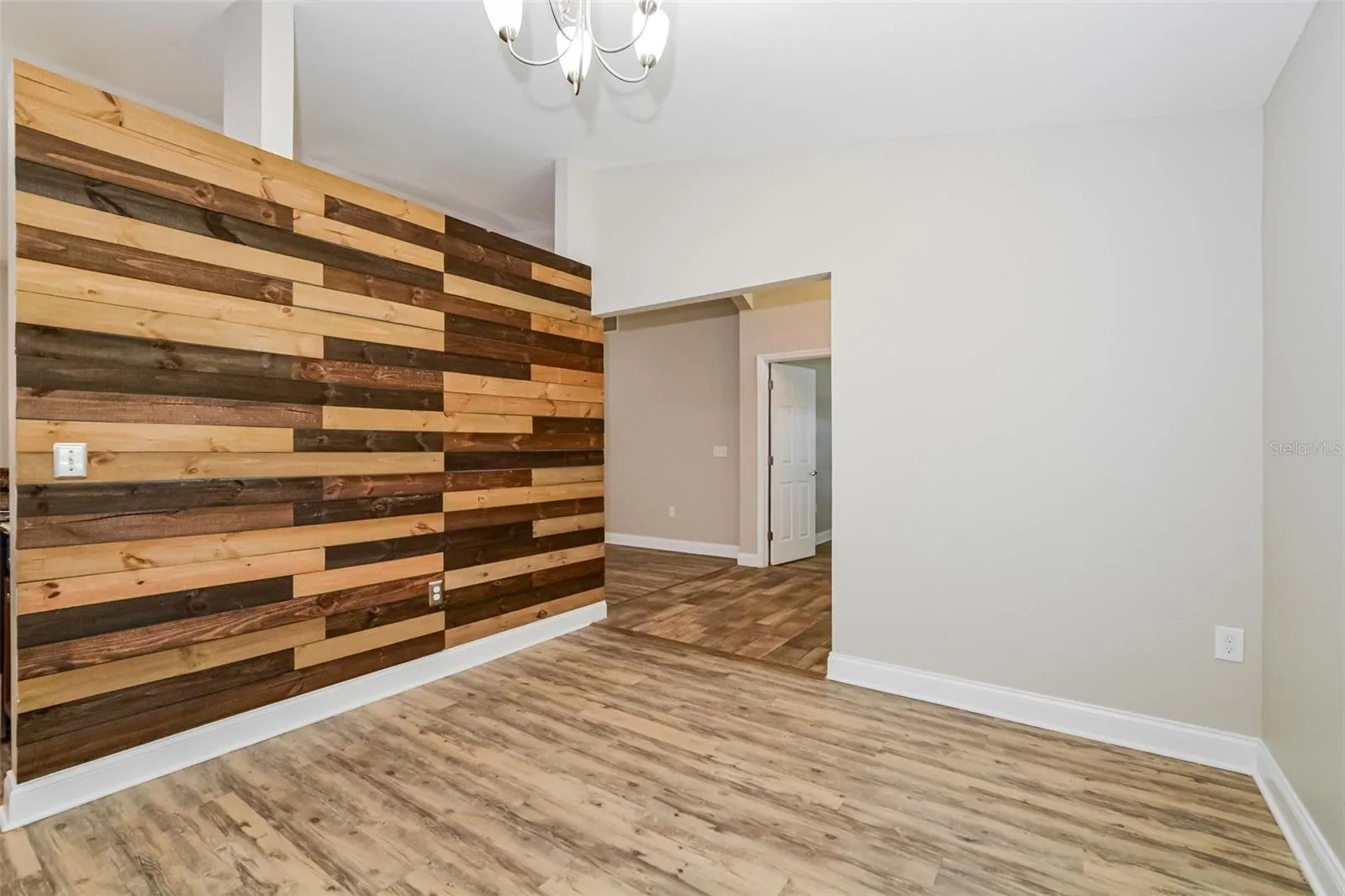 1031 NORMANDY HEIGHTS CIR