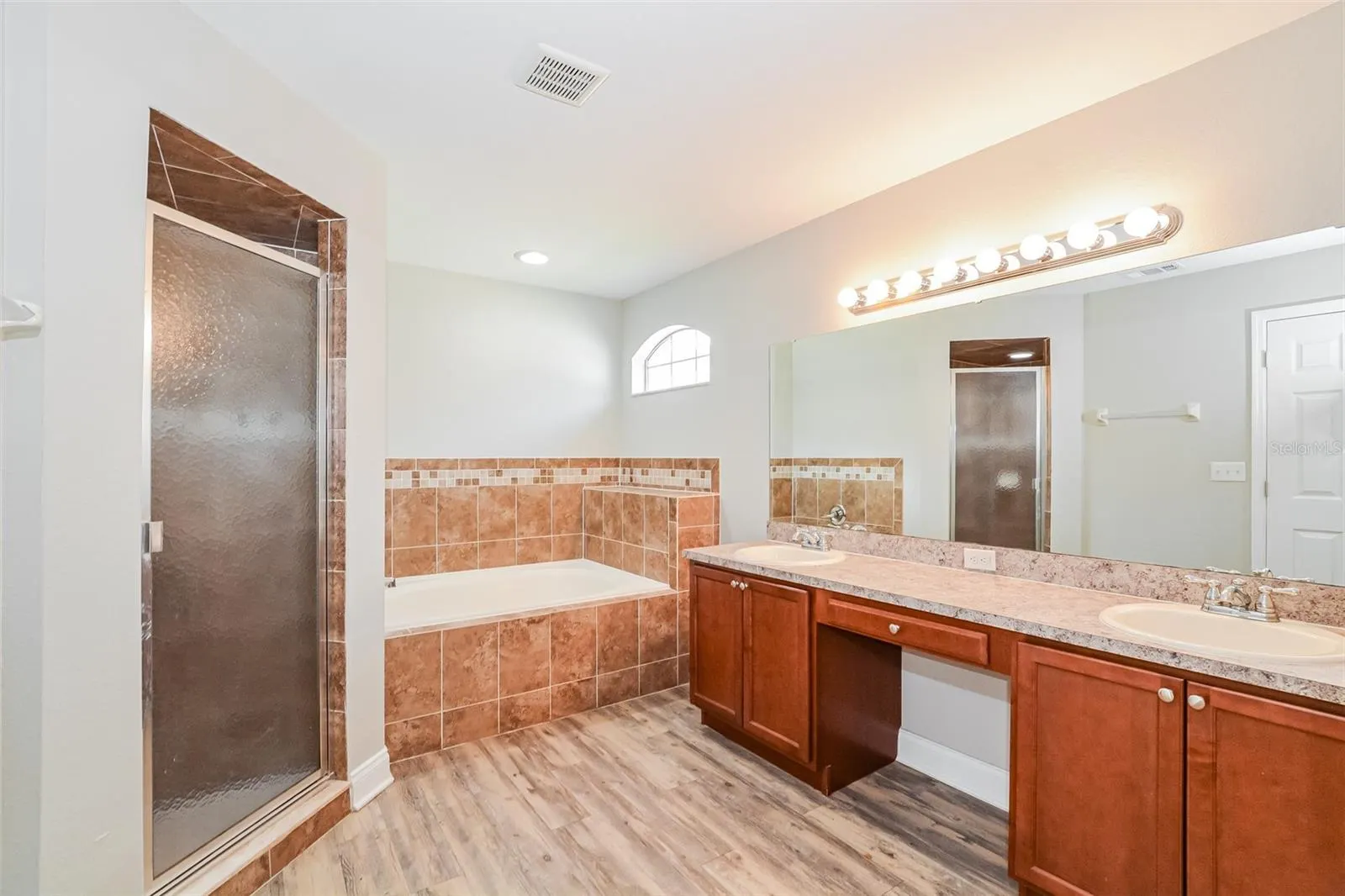 1031 NORMANDY HEIGHTS CIR