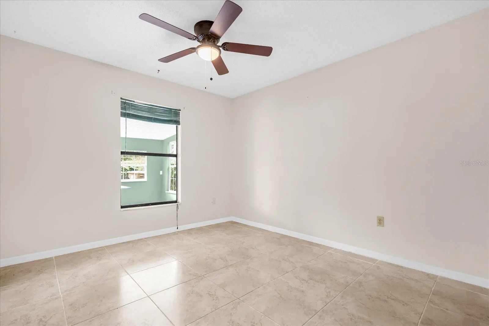 936 GILLINGHAM CT
