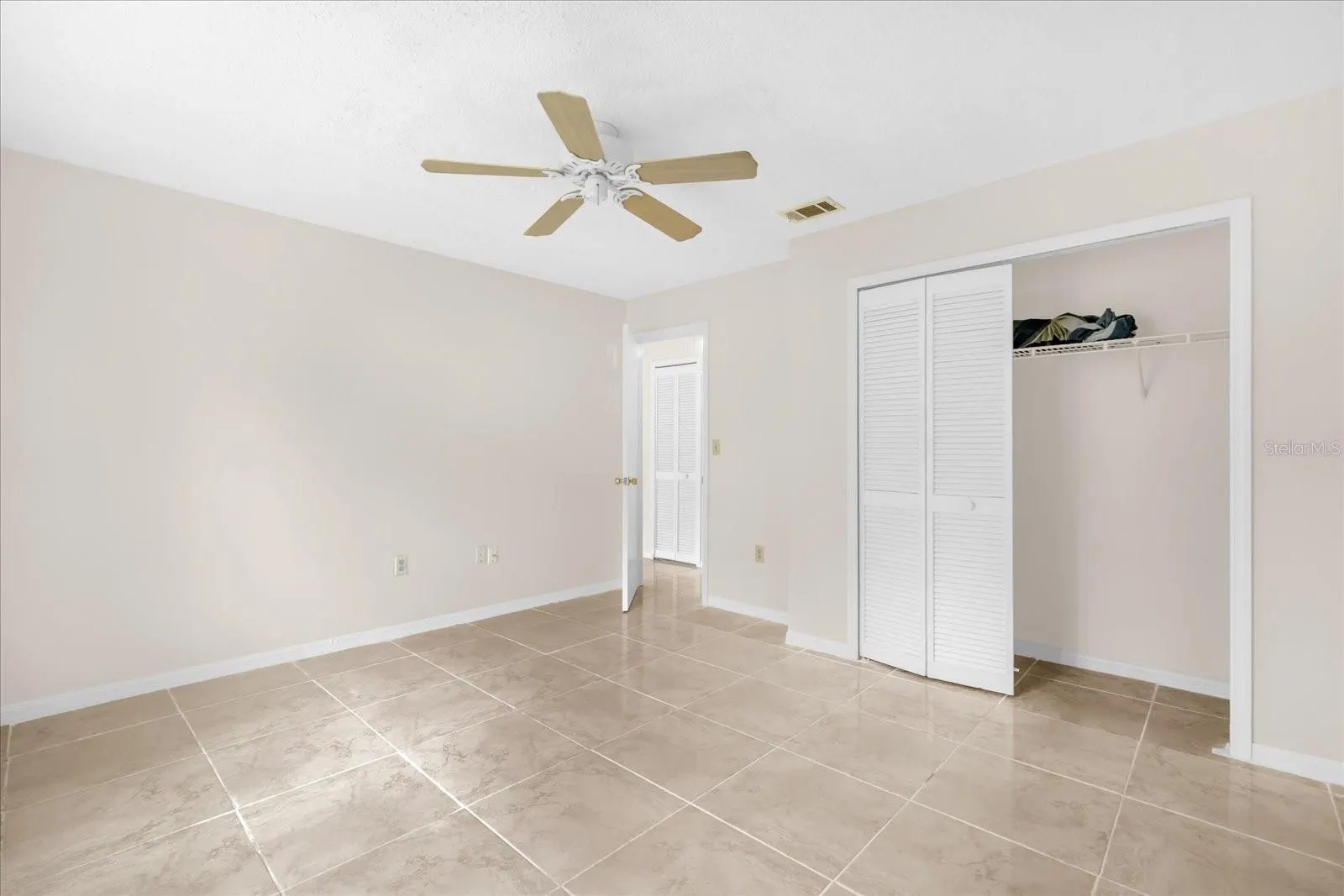 936 GILLINGHAM CT