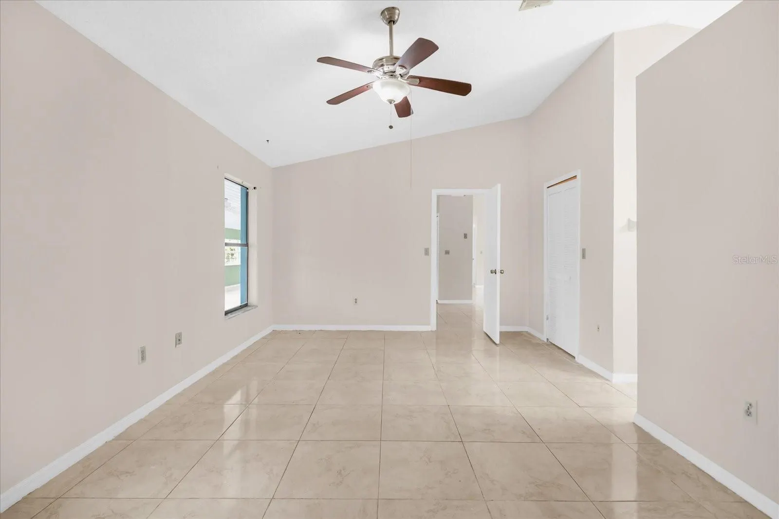 936 GILLINGHAM CT