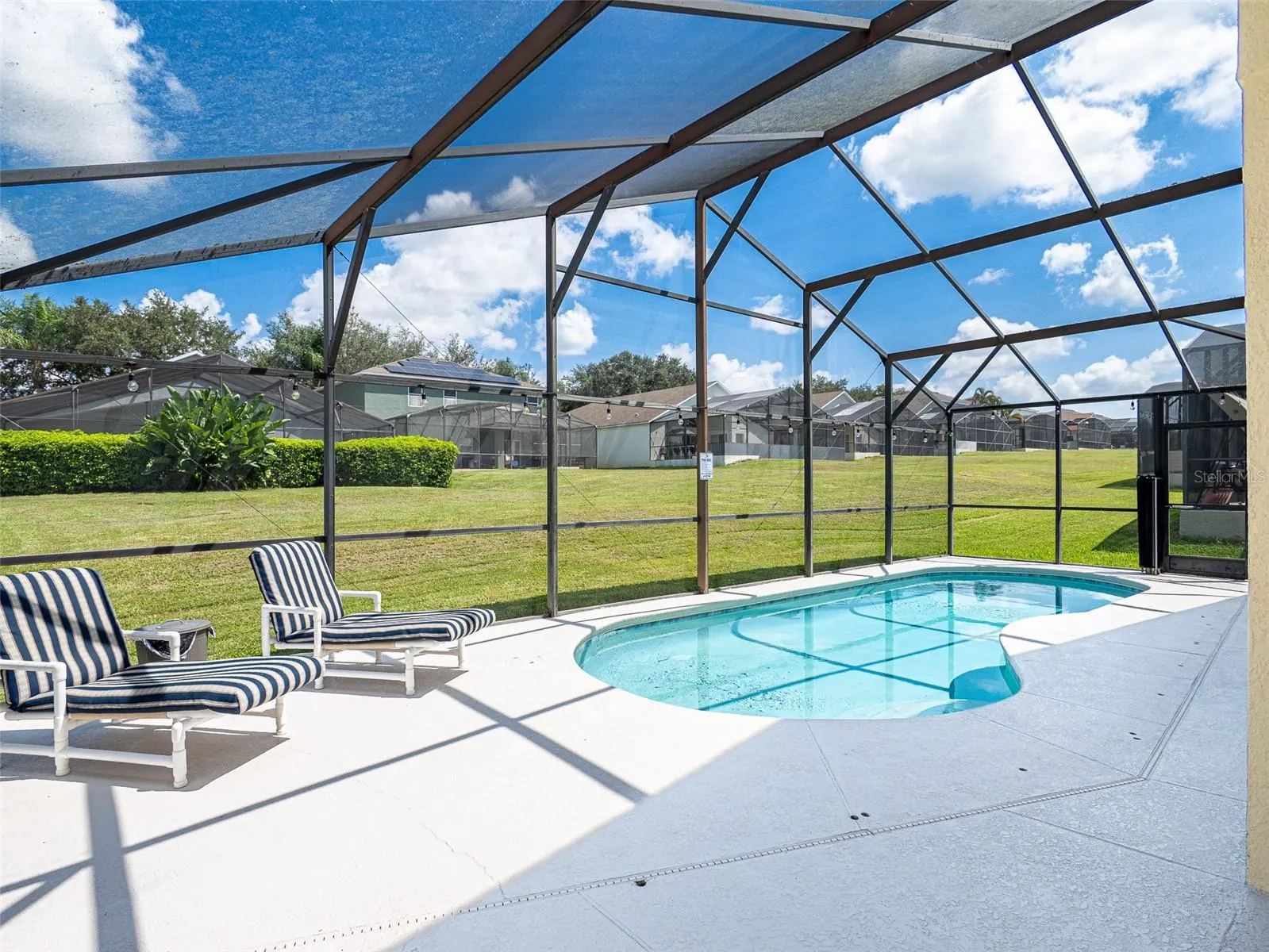 124 LANCASTER DR