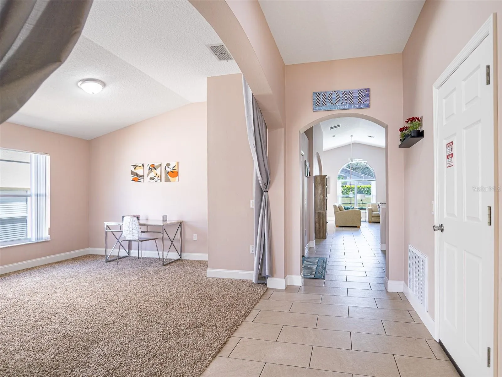 124 LANCASTER DR