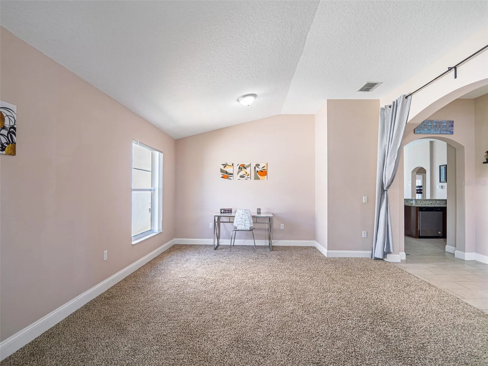 124 LANCASTER DR