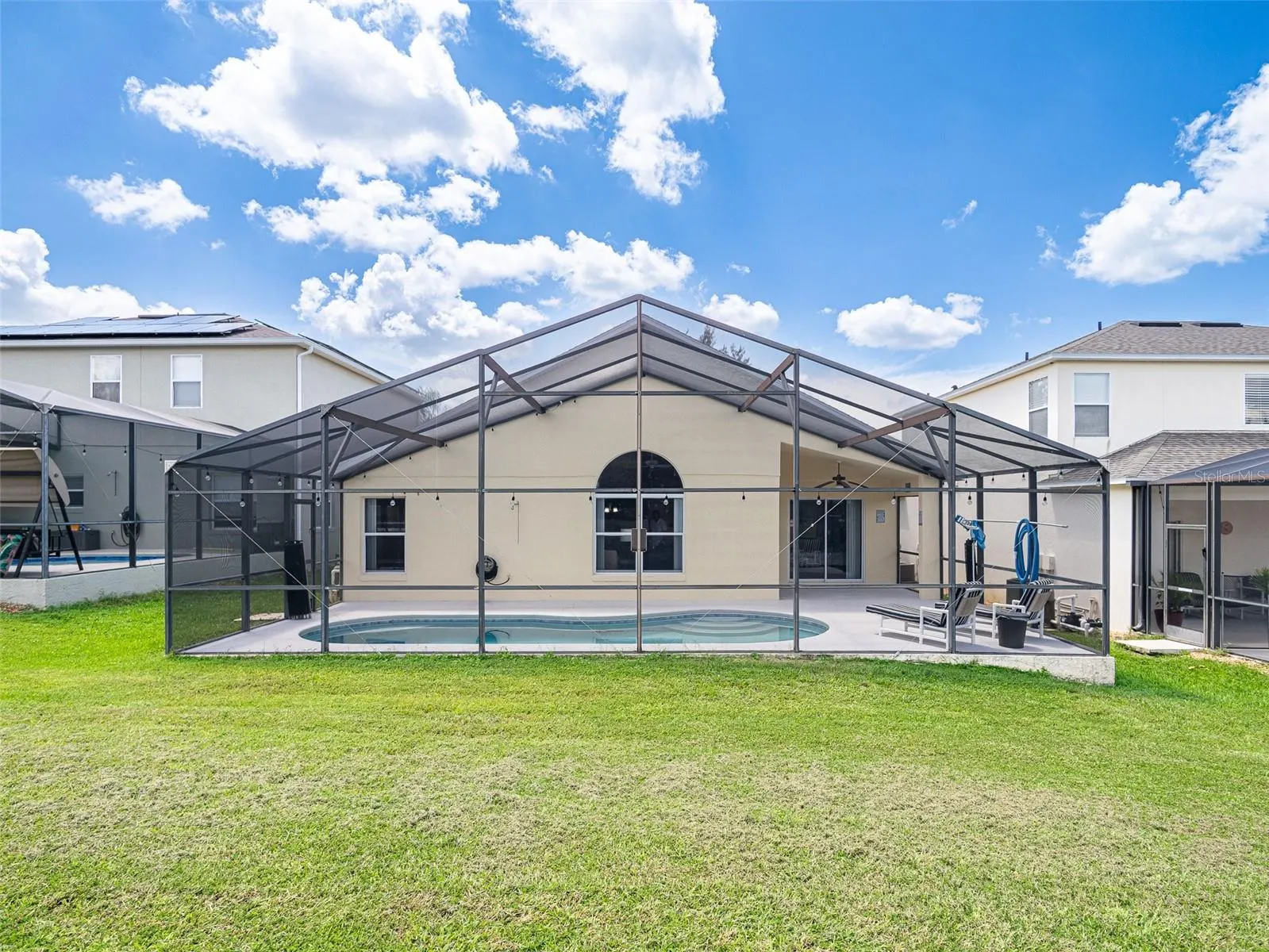124 LANCASTER DR