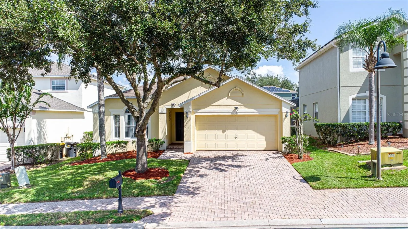 124 LANCASTER DR