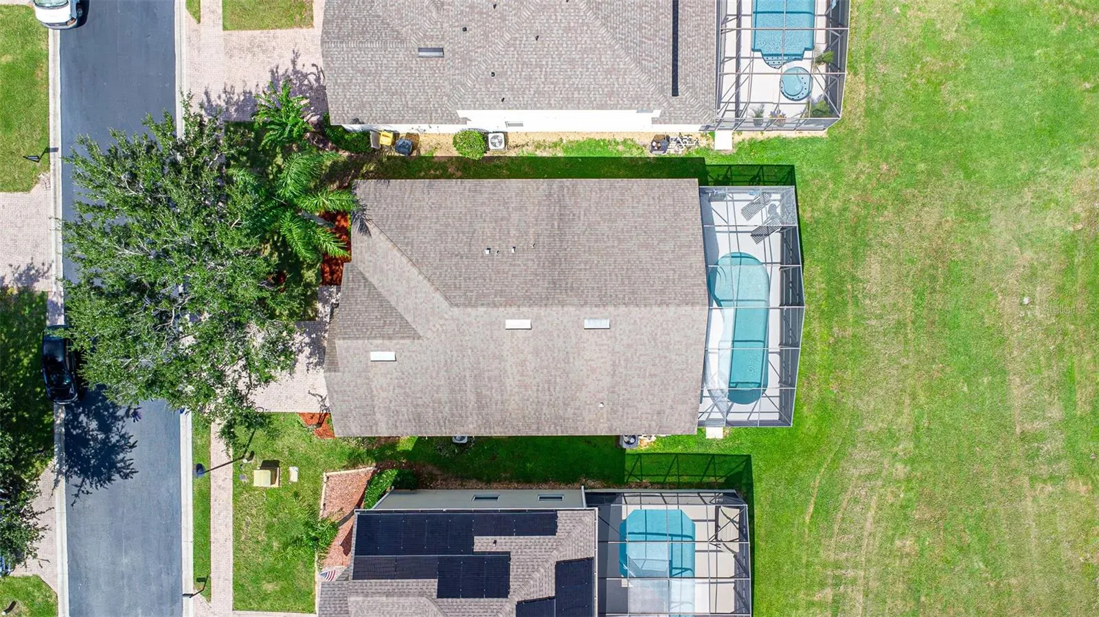 124 LANCASTER DR