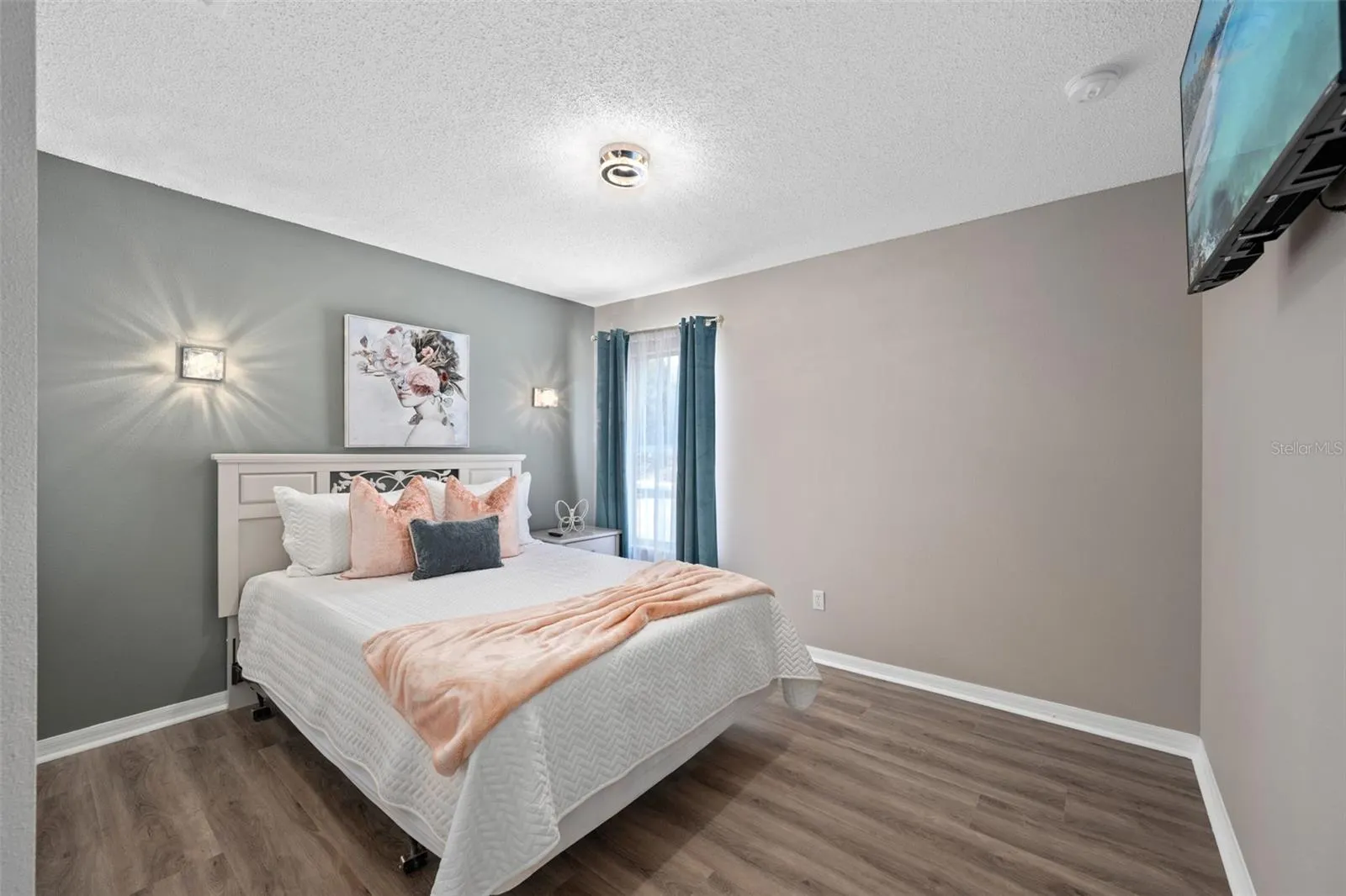 8488 OASIS KEY CV