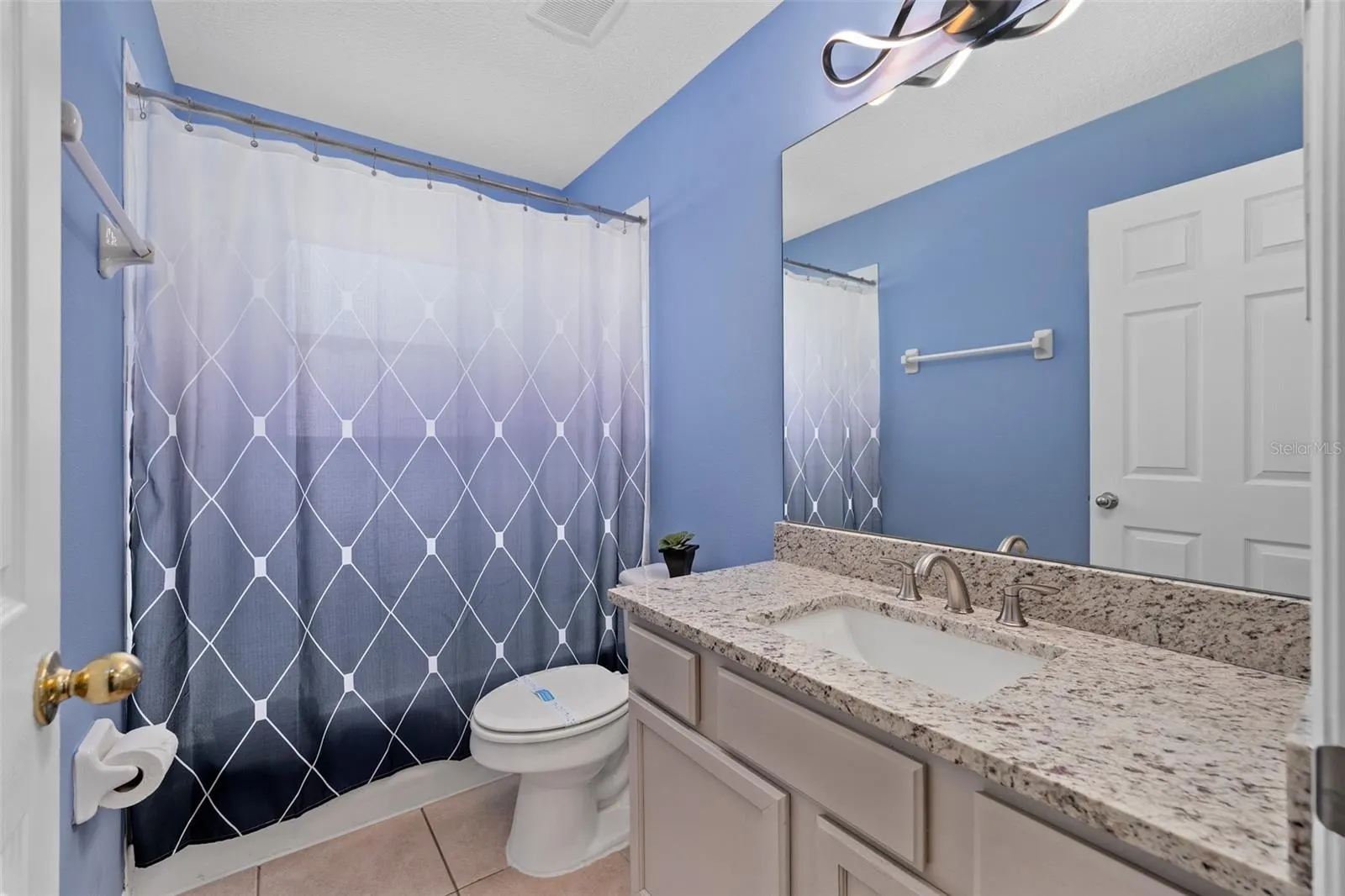 8488 OASIS KEY CV