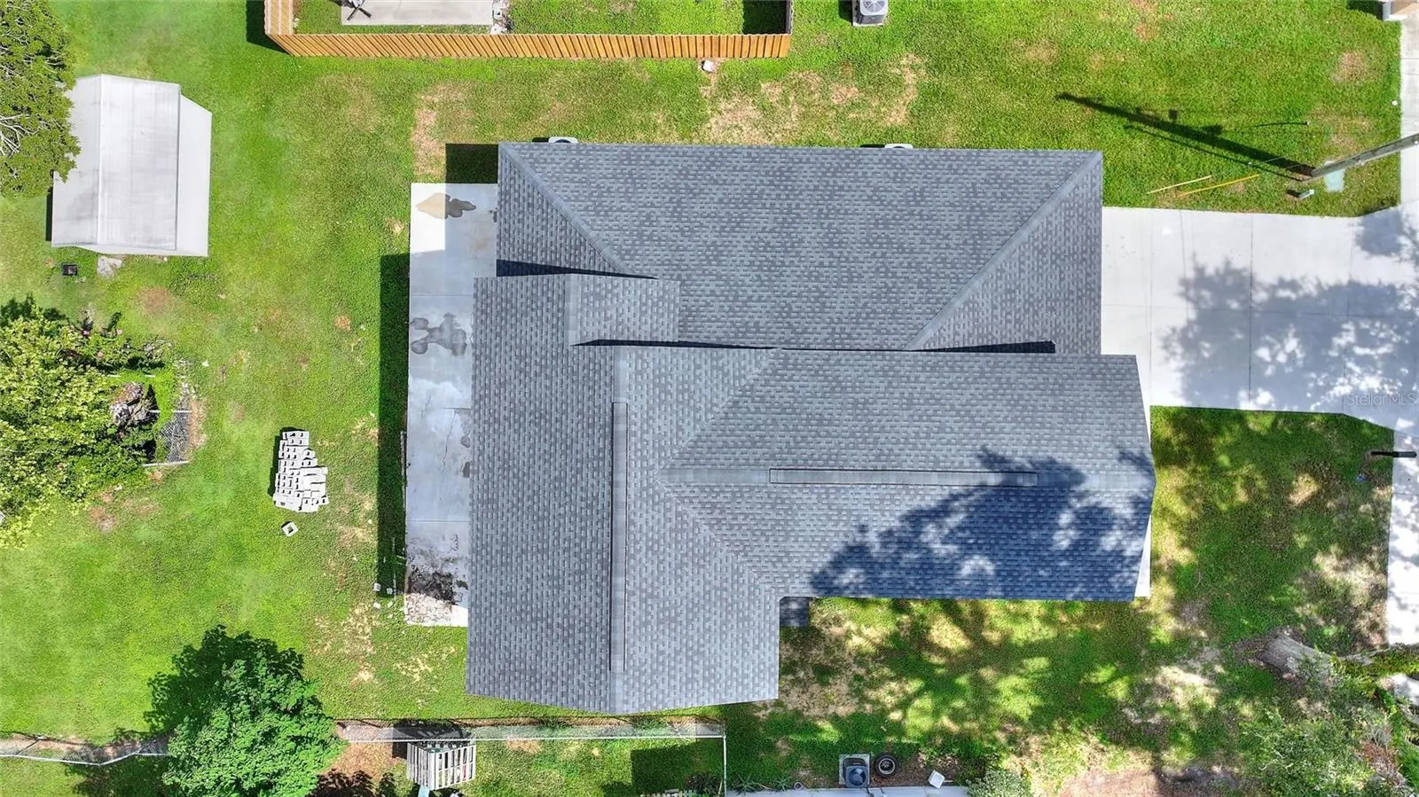 1015 CHILDS AVE