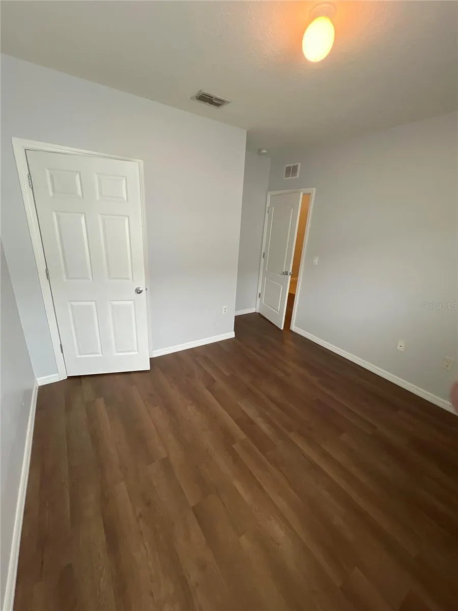 1409 WALLACE MANOR PASS