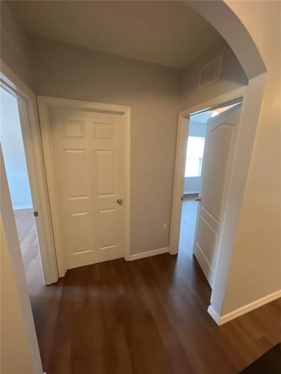 1409 WALLACE MANOR PASS