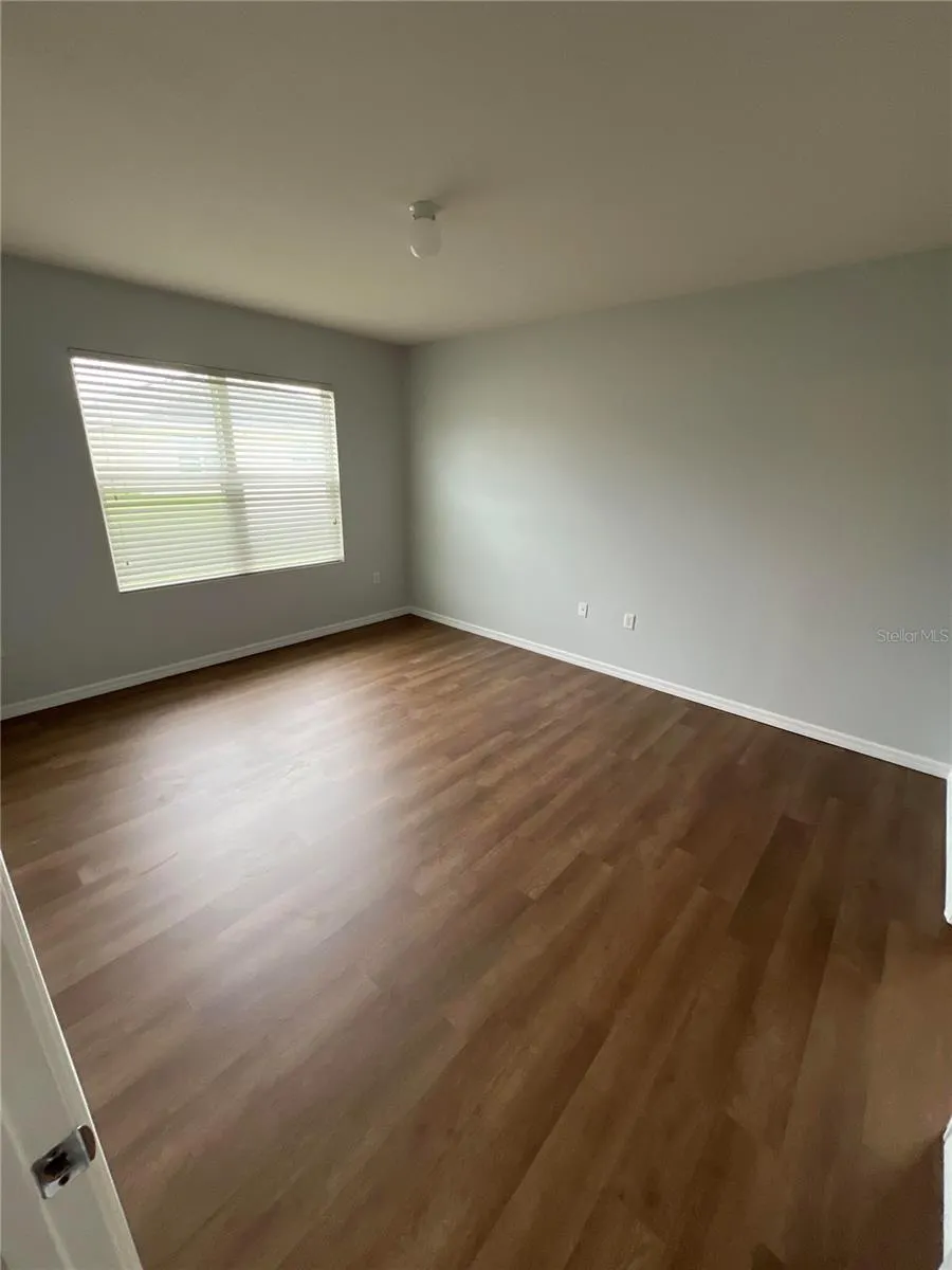 1409 WALLACE MANOR PASS