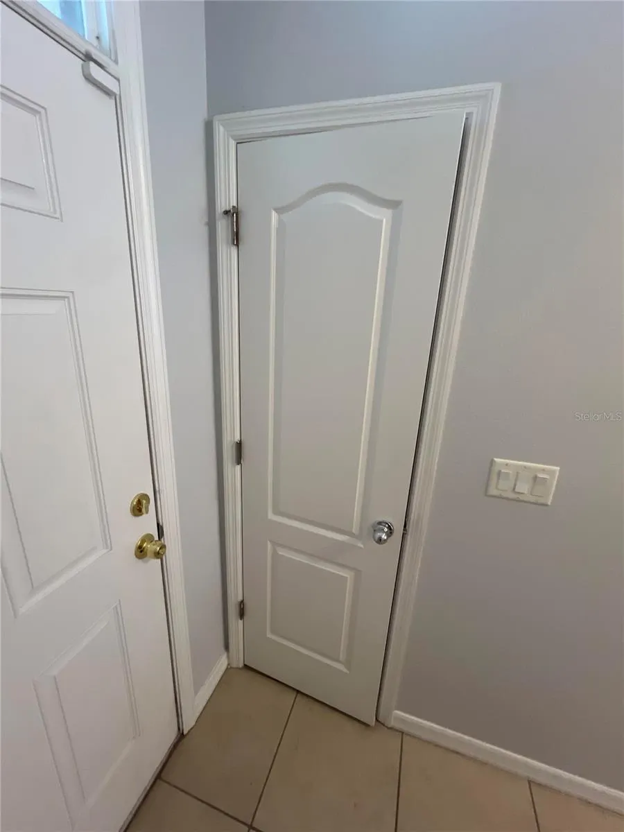 1409 WALLACE MANOR PASS