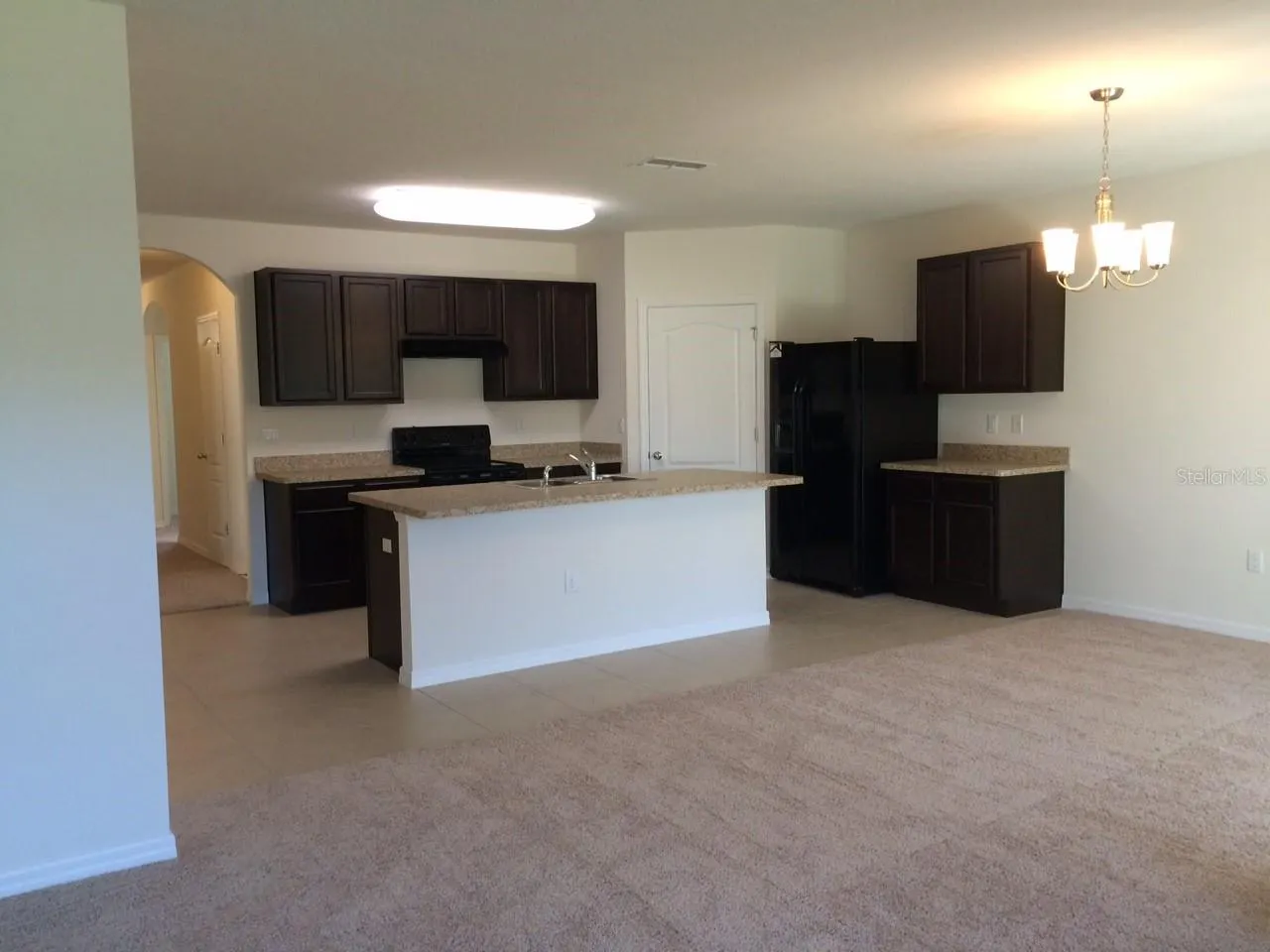 1409 WALLACE MANOR PASS