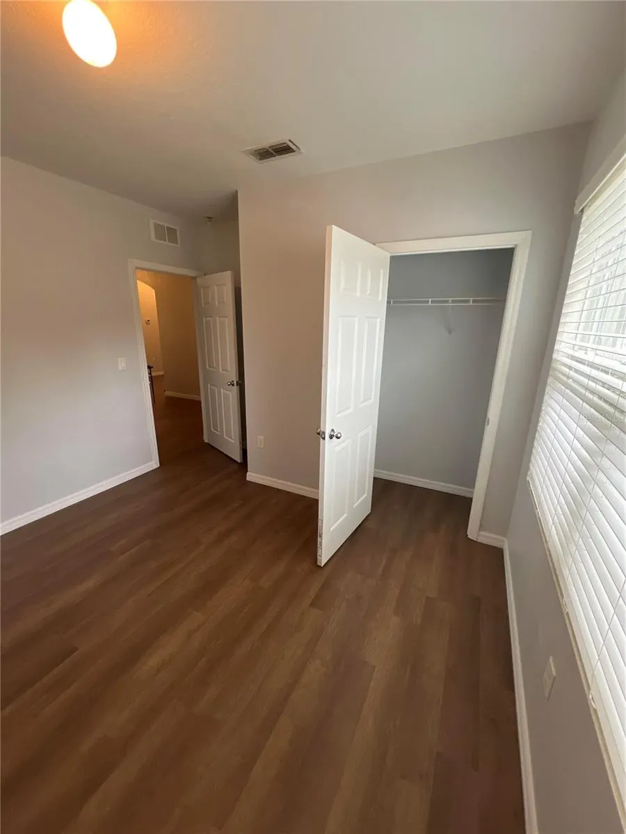 1409 WALLACE MANOR PASS