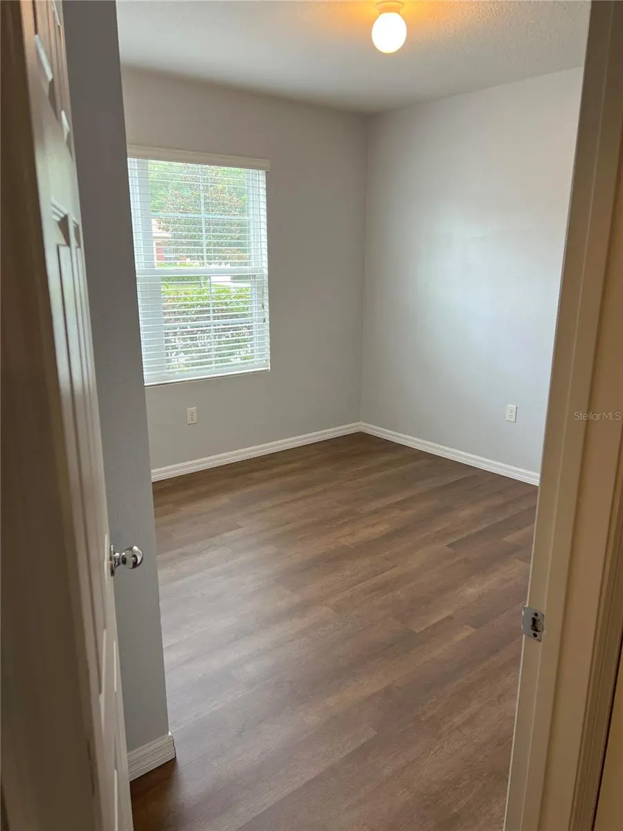 1409 WALLACE MANOR PASS