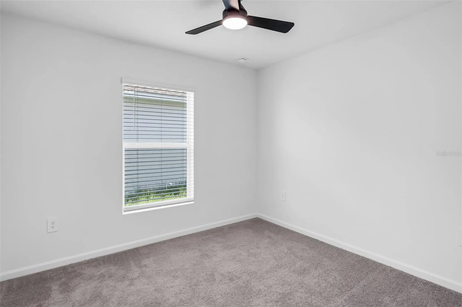 2376 MCKINLEY DR