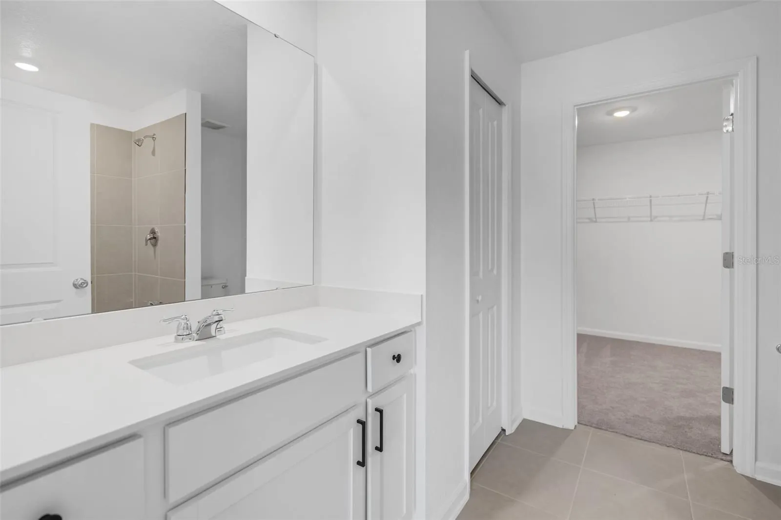 2376 MCKINLEY DR
