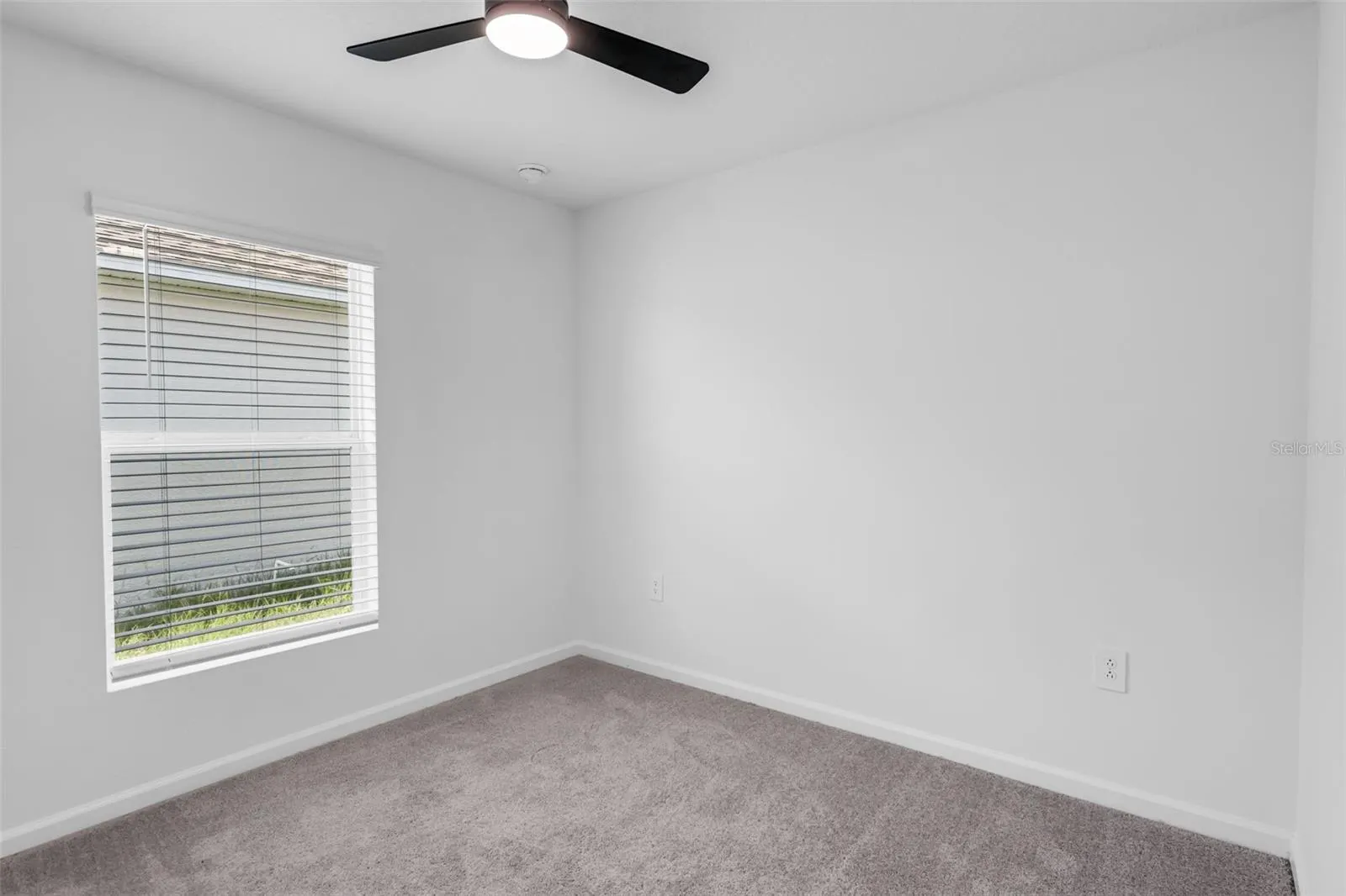 2376 MCKINLEY DR