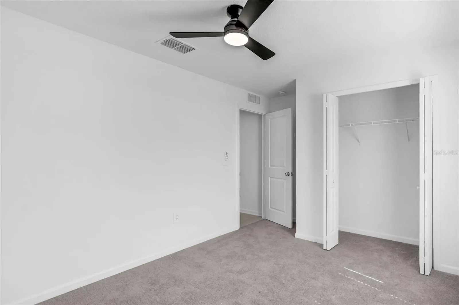 2376 MCKINLEY DR