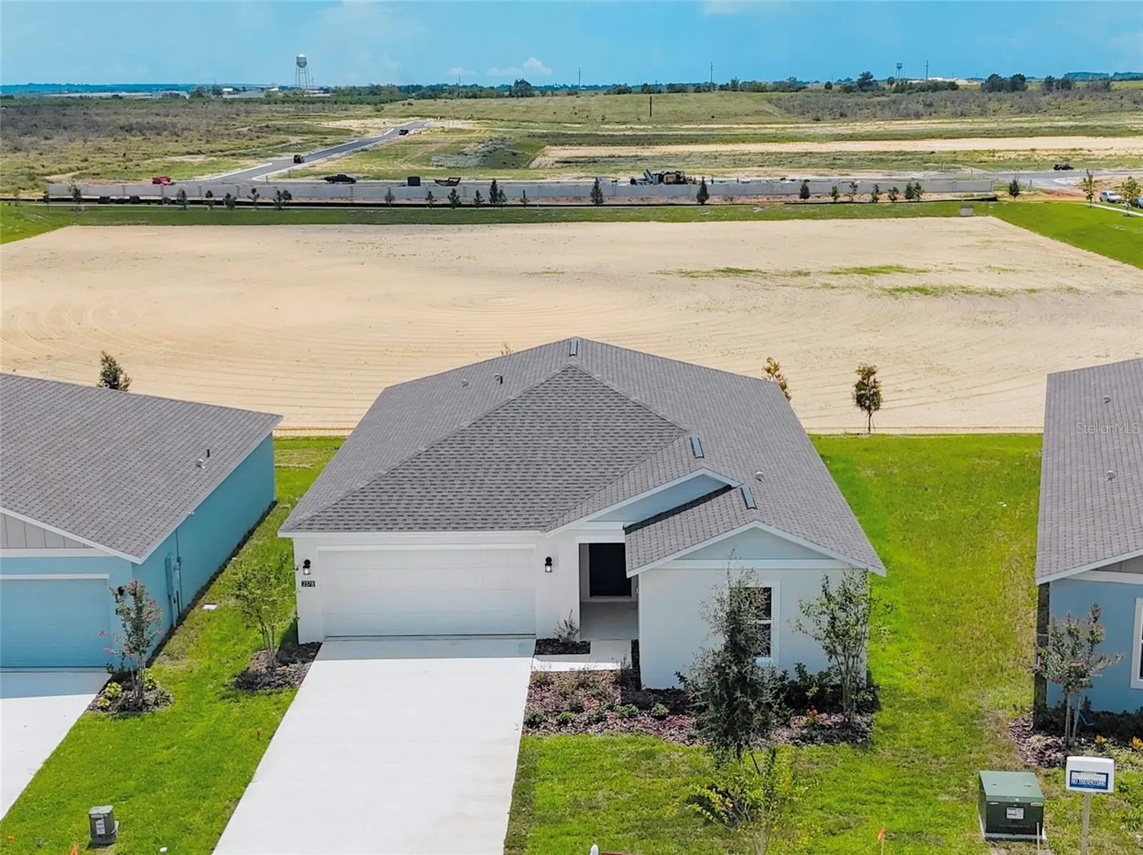 2376 MCKINLEY DR