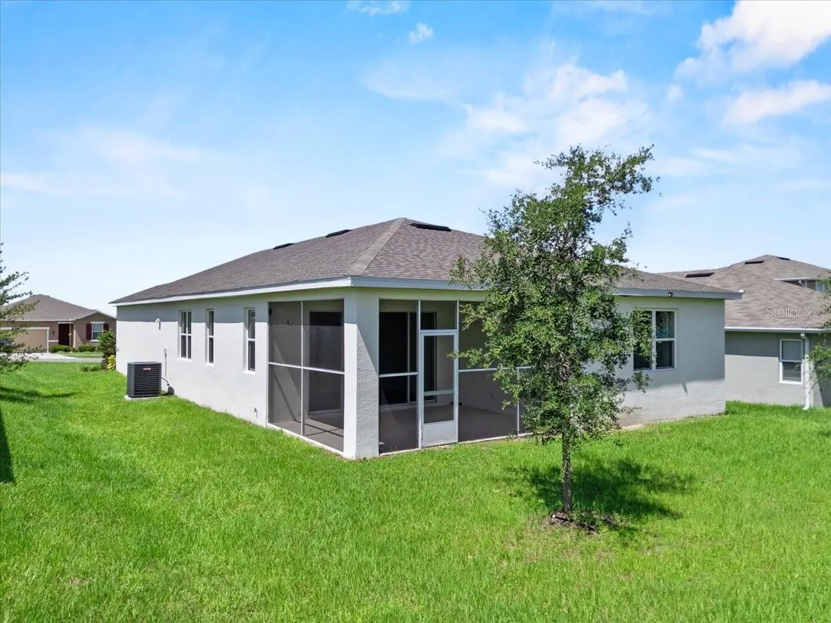 1717 HILLTOP DR
