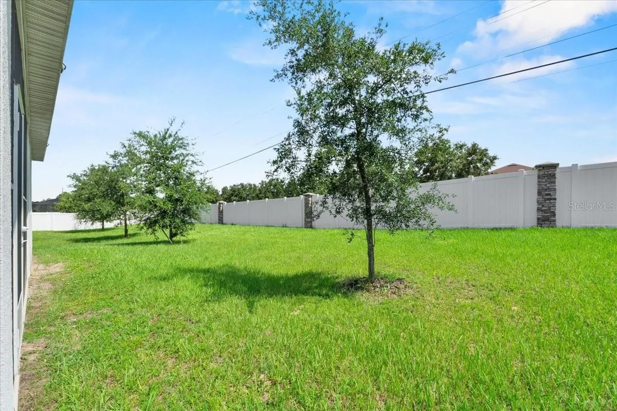 1717 HILLTOP DR