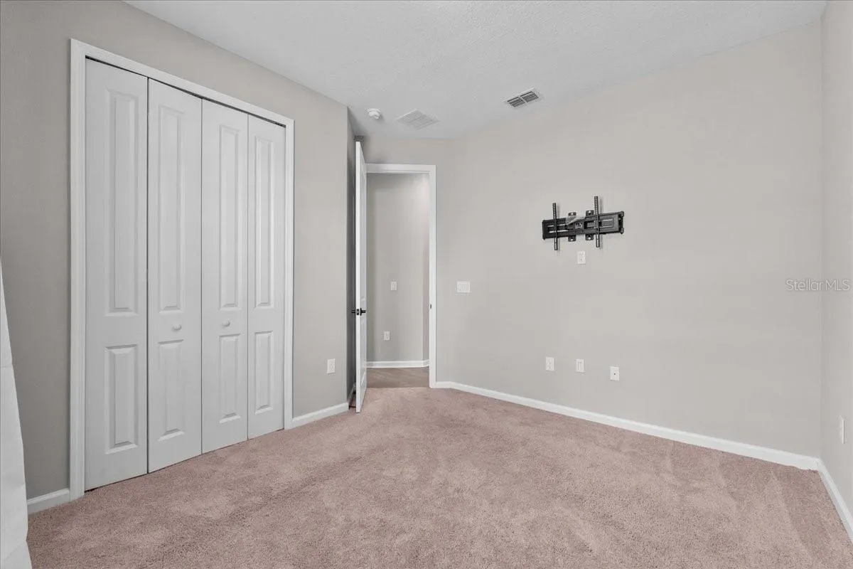 1717 HILLTOP DR